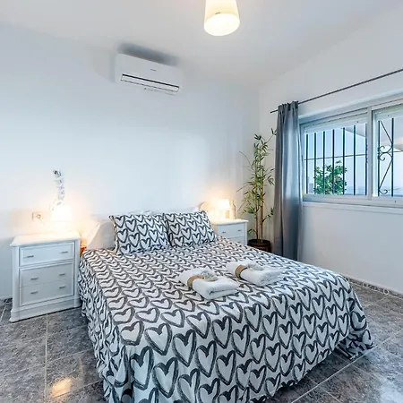 797 Rentals- Pertuch- Increible Con Vista Y Piscina Villa